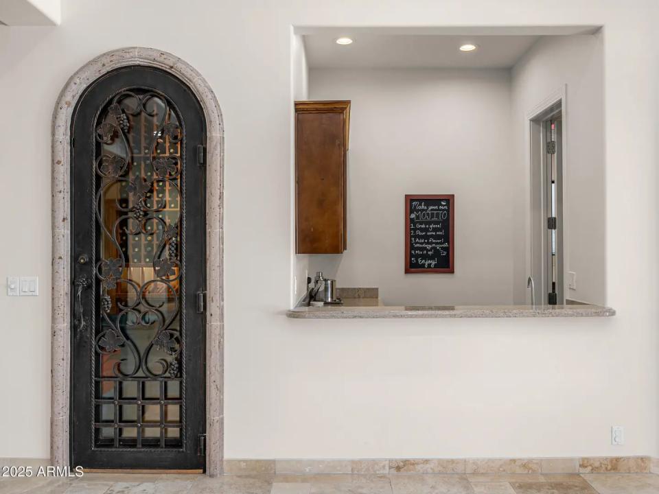 Real Estate Picture 18