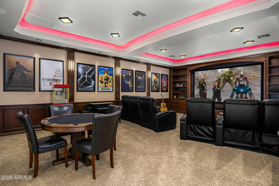 Real Estate Picture 8
