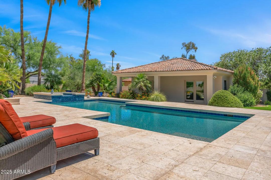 Real Estate Picture 43