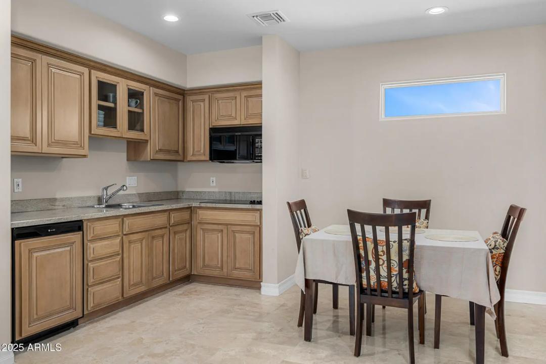 Real Estate Picture 48