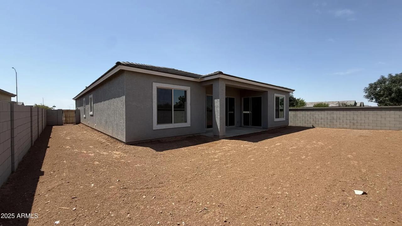 Real Estate Picture 28