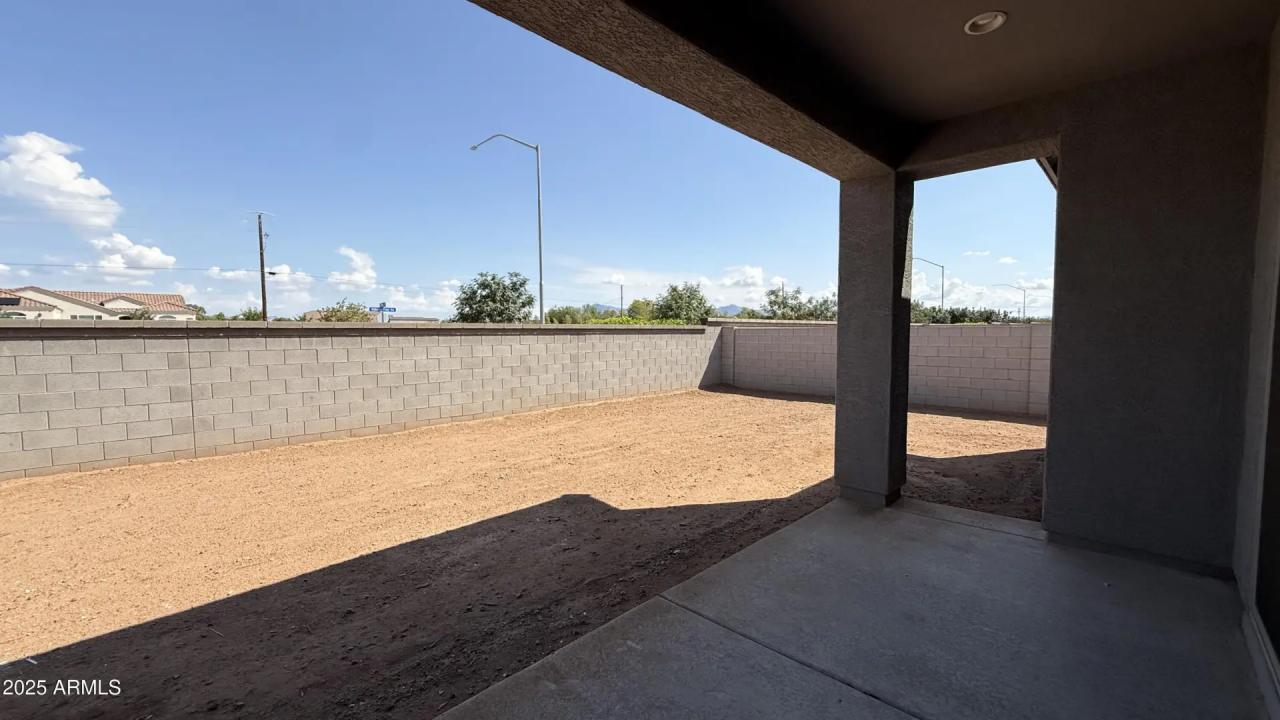 Real Estate Picture 28