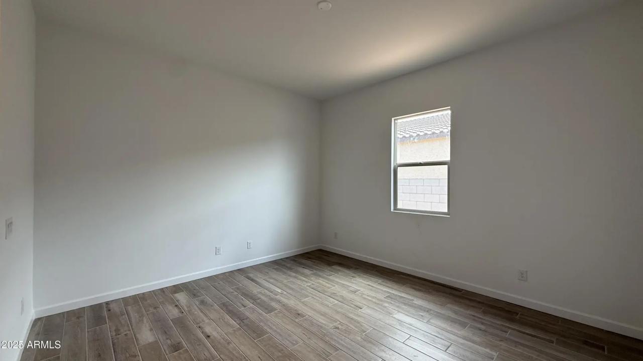 Real Estate Picture 31