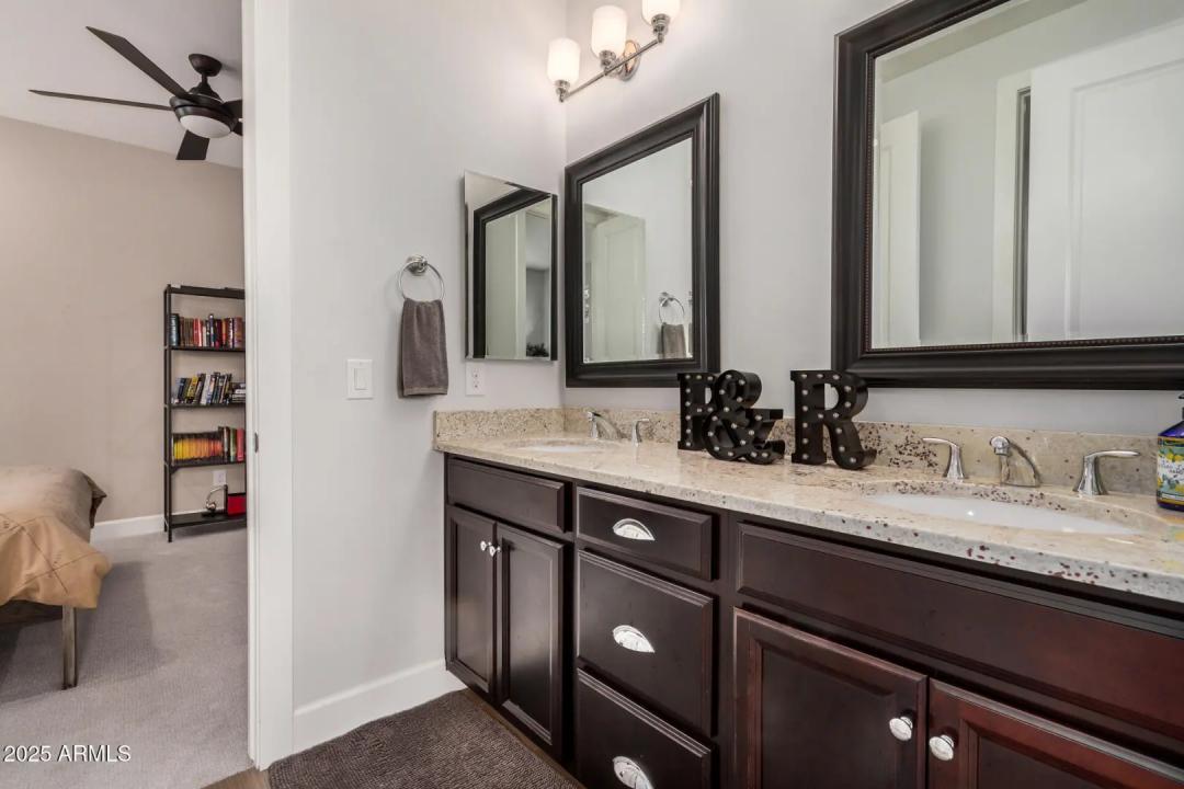 Real Estate Picture 17