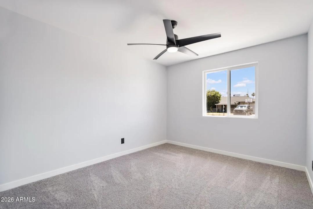 Real Estate Picture 20