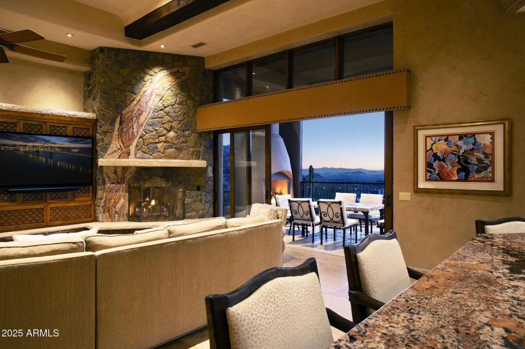 Real Estate Picture 6