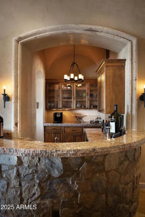 Real Estate Picture 14