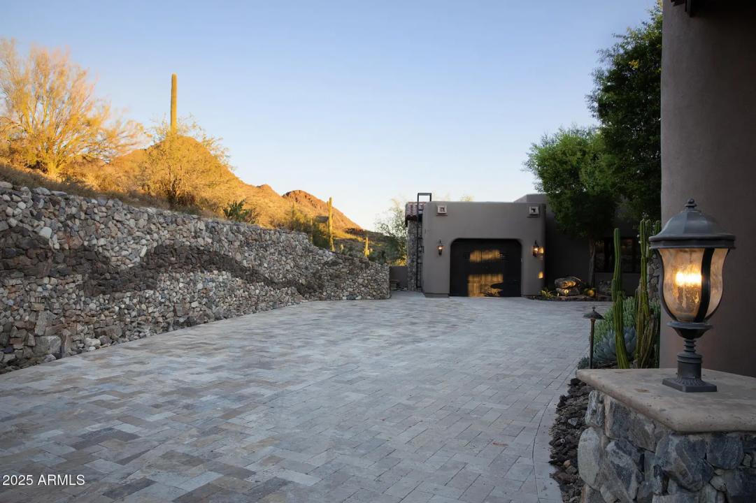 Real Estate Picture 45