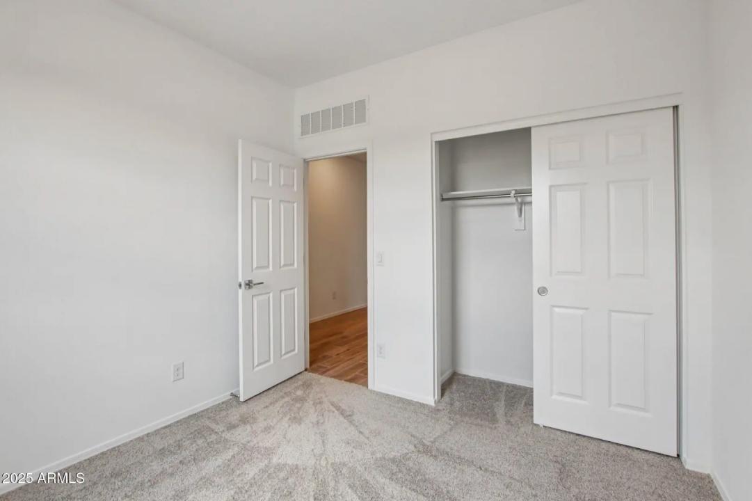 Real Estate Picture 15