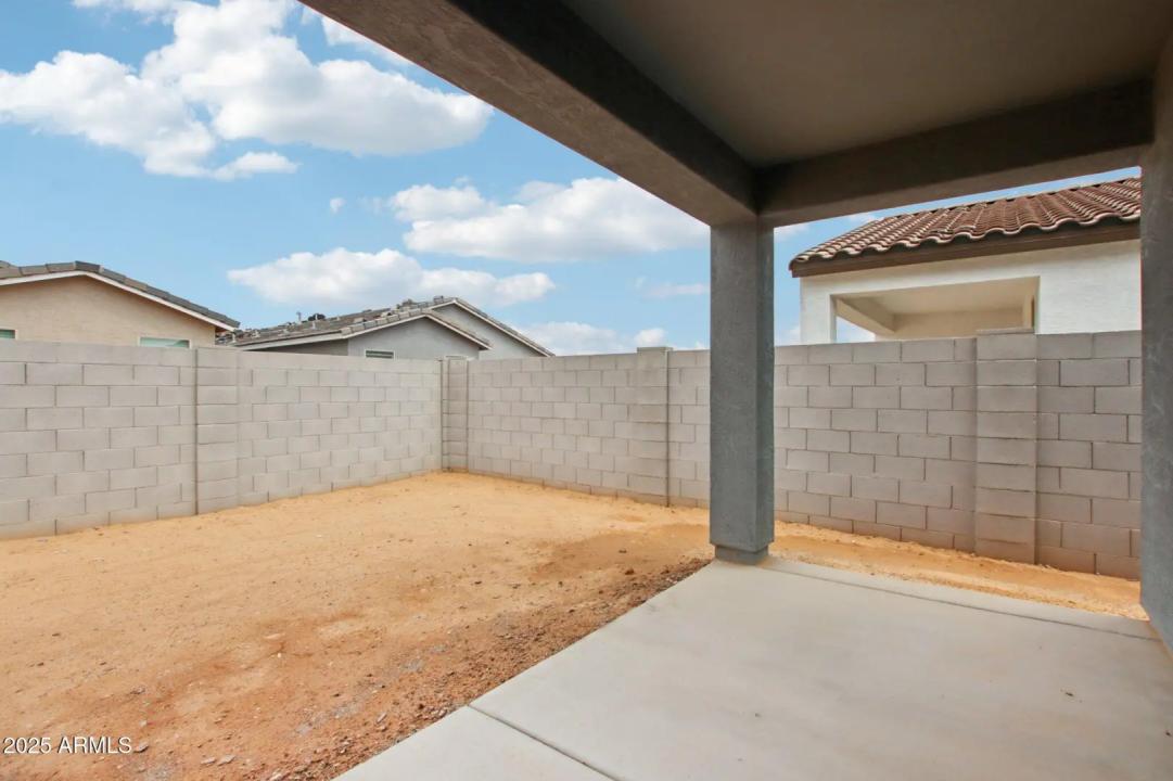 Real Estate Picture 29