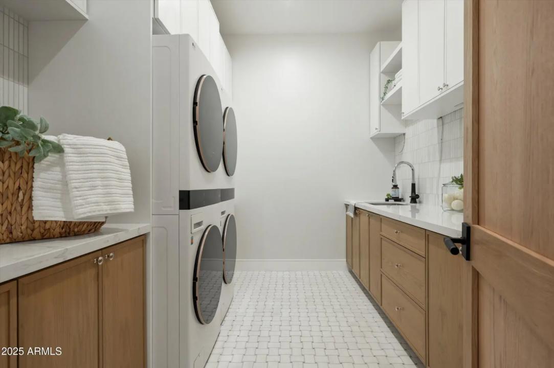 Real Estate Picture 29