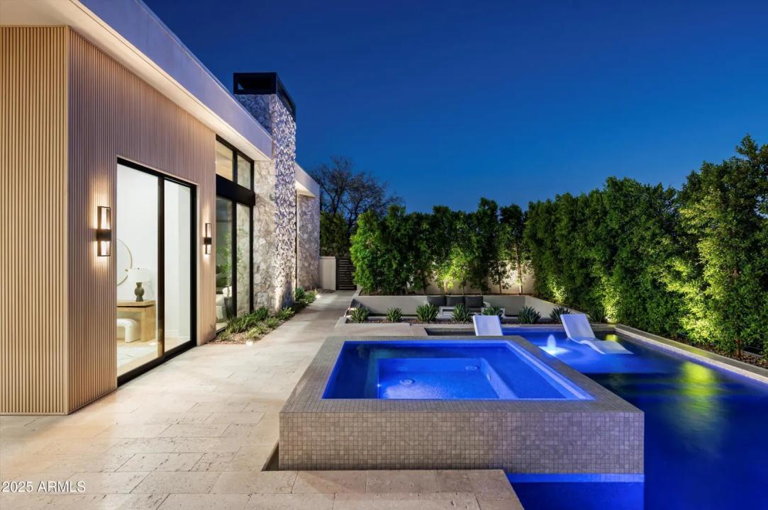 Real Estate Picture 33