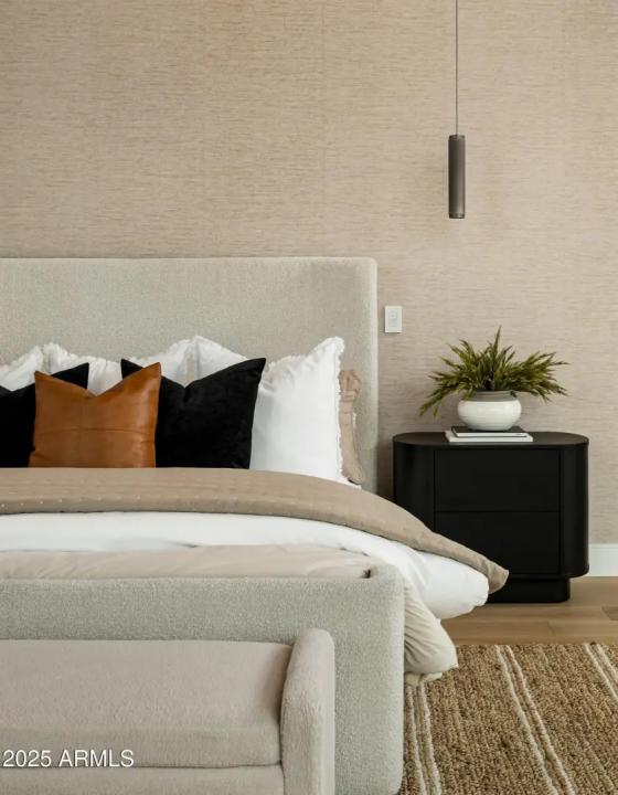 Real Estate Picture 19