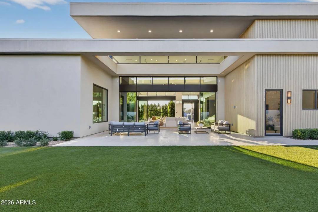 Real Estate Picture 26