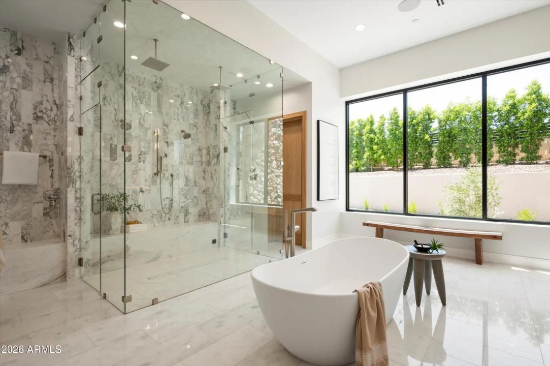 Real Estate Picture 16