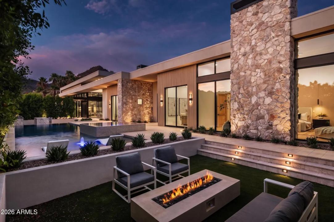 Real Estate Picture 17