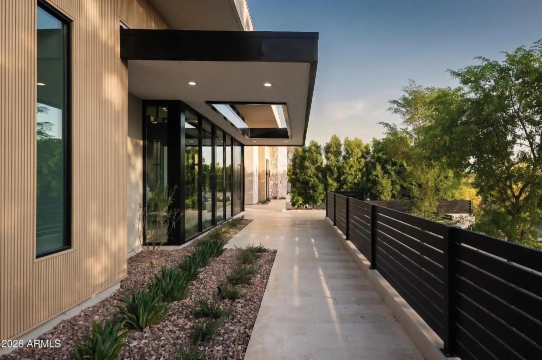 6535 N 40TH Place Paradise Valley AZ 85253