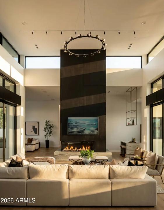 Real Estate Picture 2