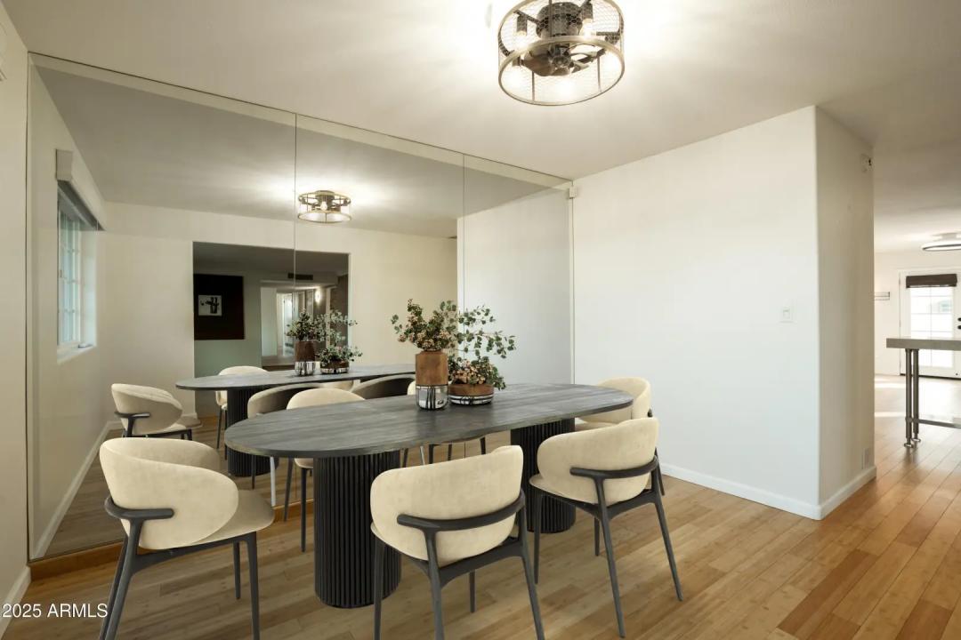Real Estate Picture 11