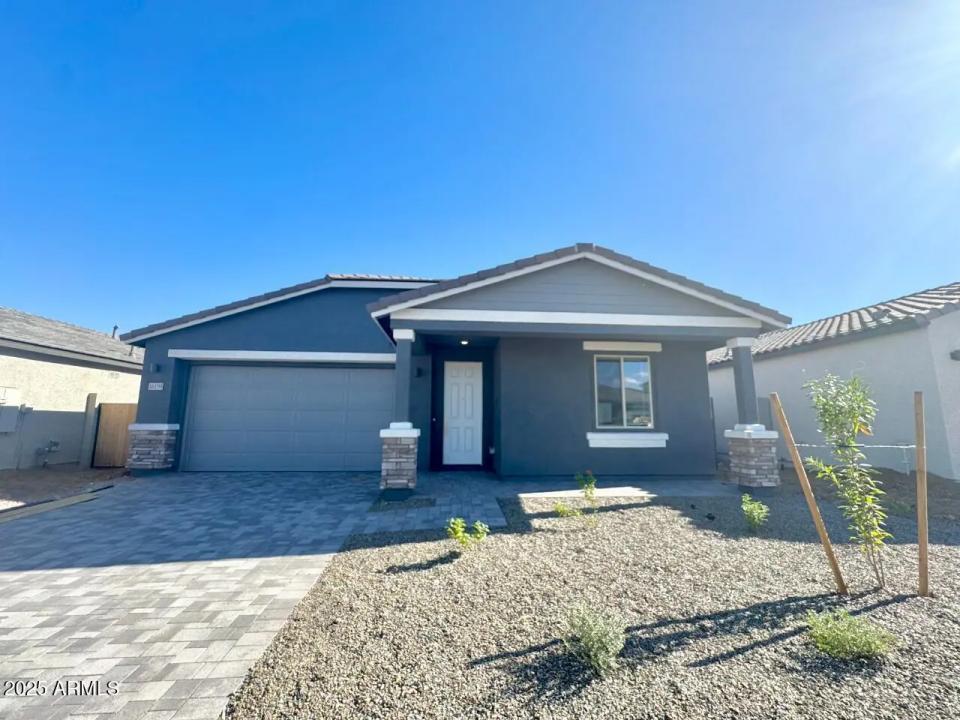 Real Estate Picture 2