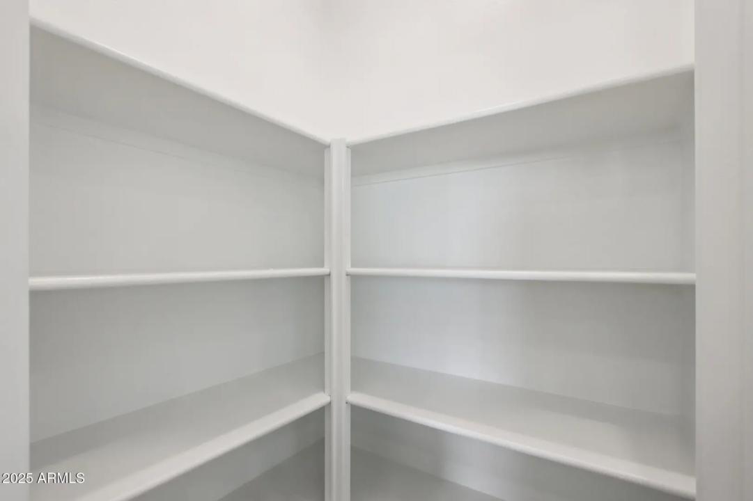 Real Estate Picture 15