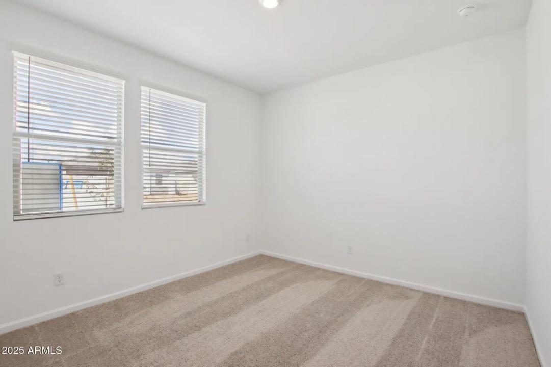 Real Estate Picture 20