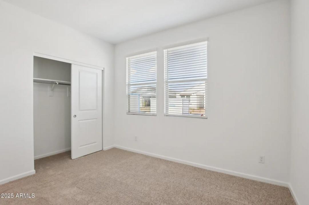 Real Estate Picture 21