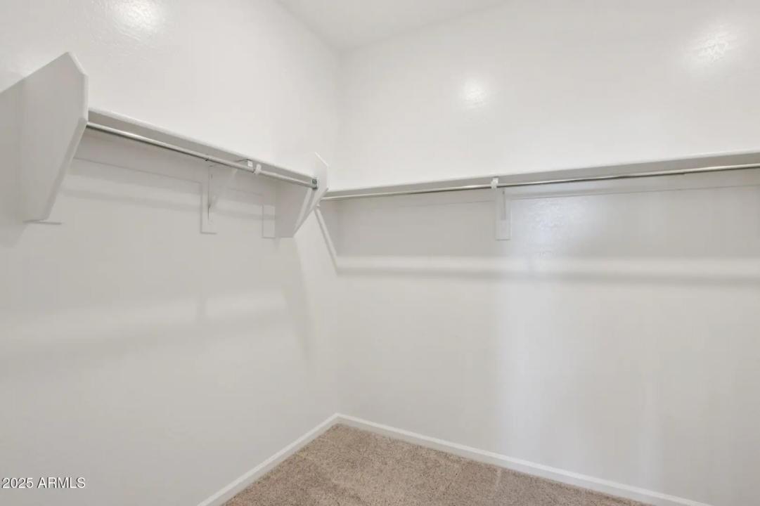Real Estate Picture 32