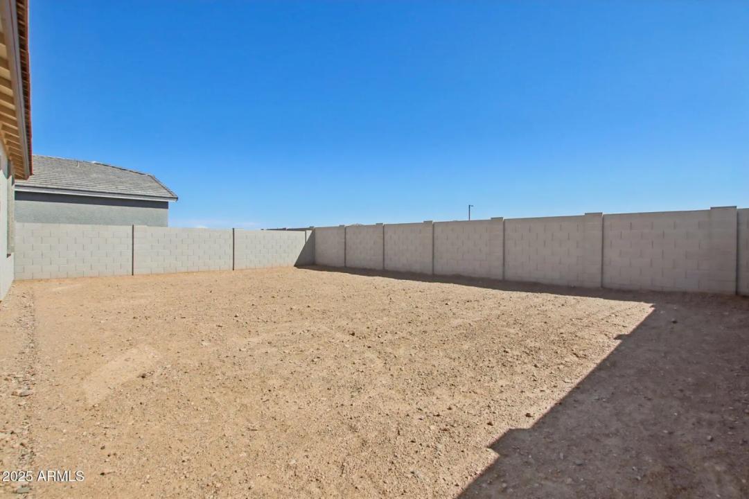 Real Estate Picture 34