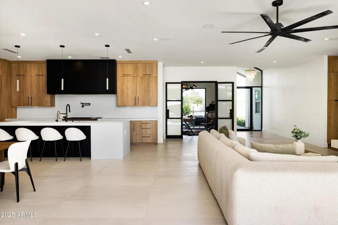 Real Estate Picture 20