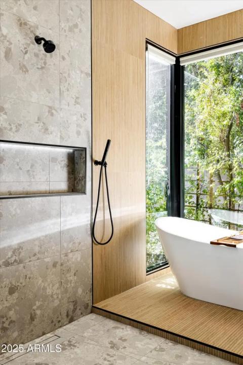 Real Estate Picture 28