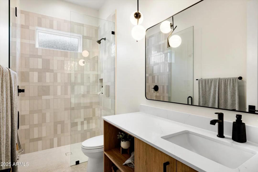 Real Estate Picture 31