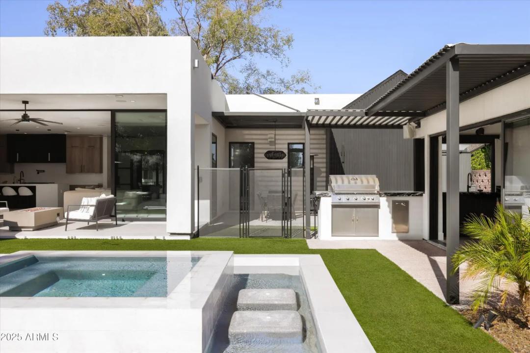 Real Estate Picture 39