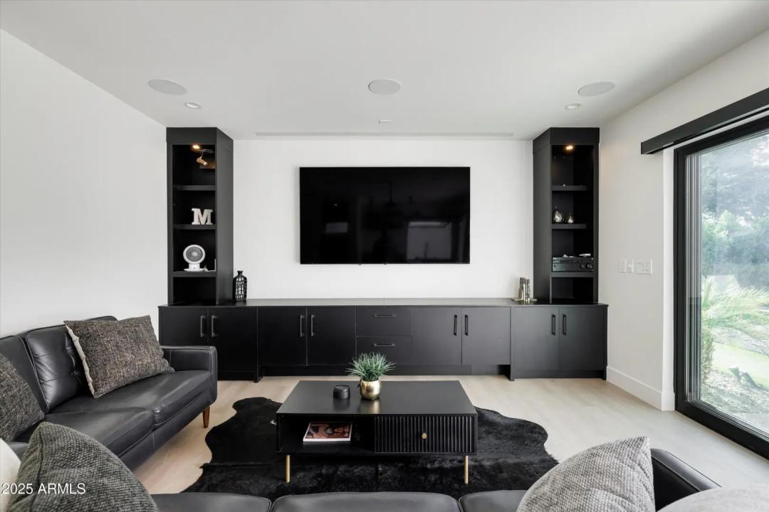 Real Estate Picture 45