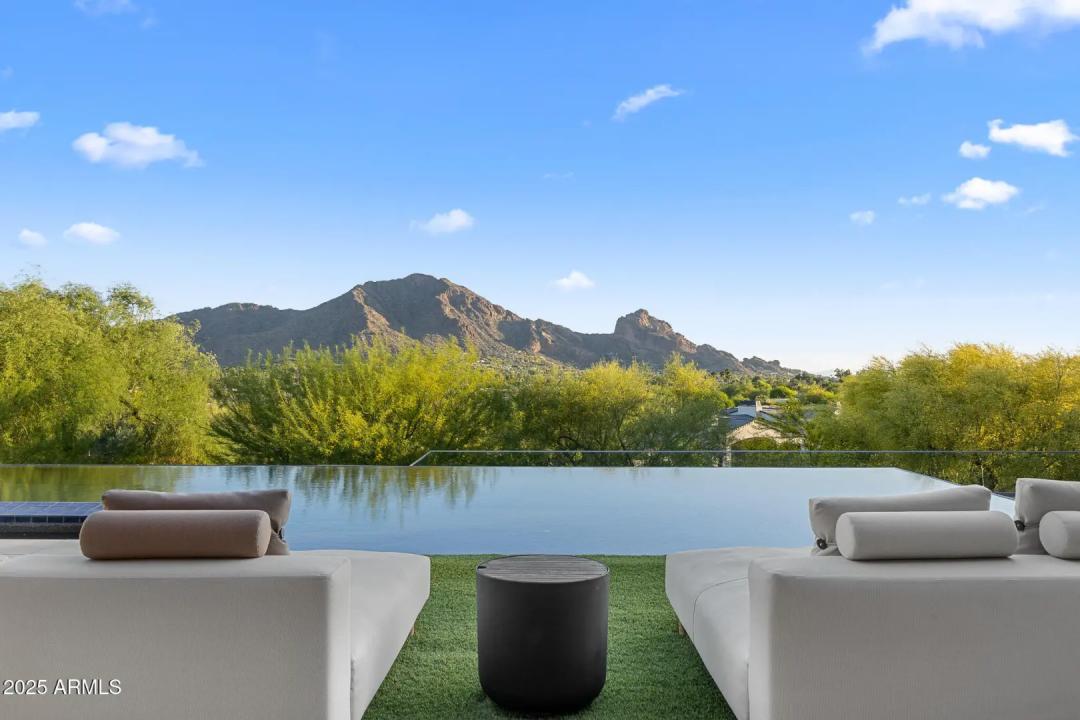 Real Estate Picture 1