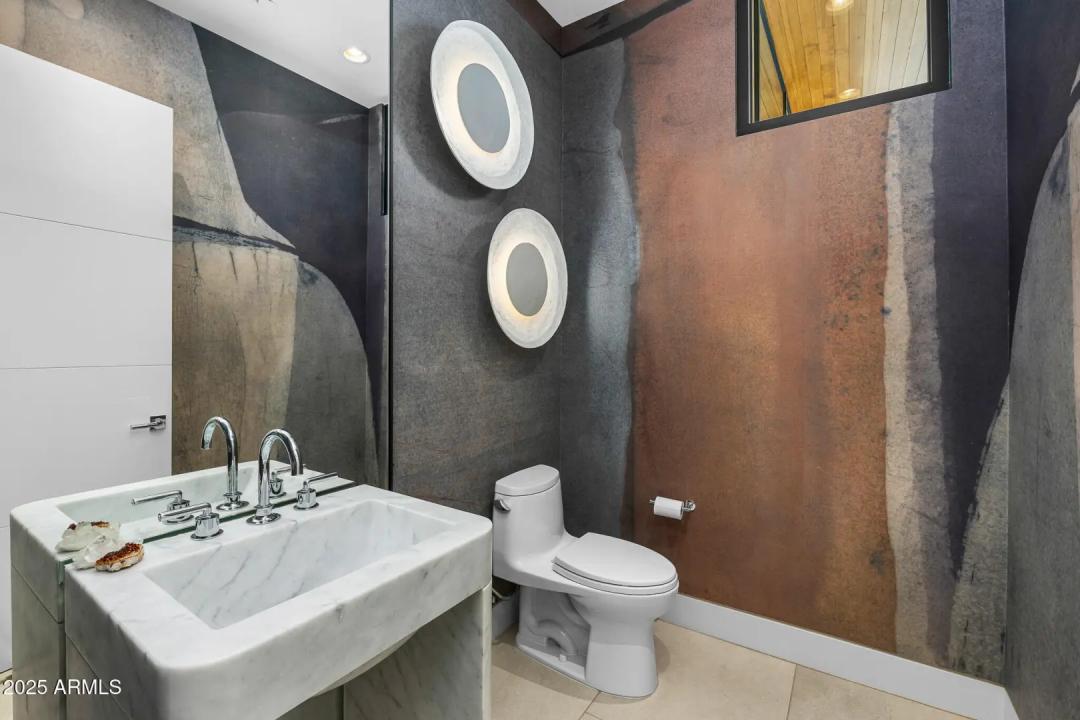 Real Estate Picture 18