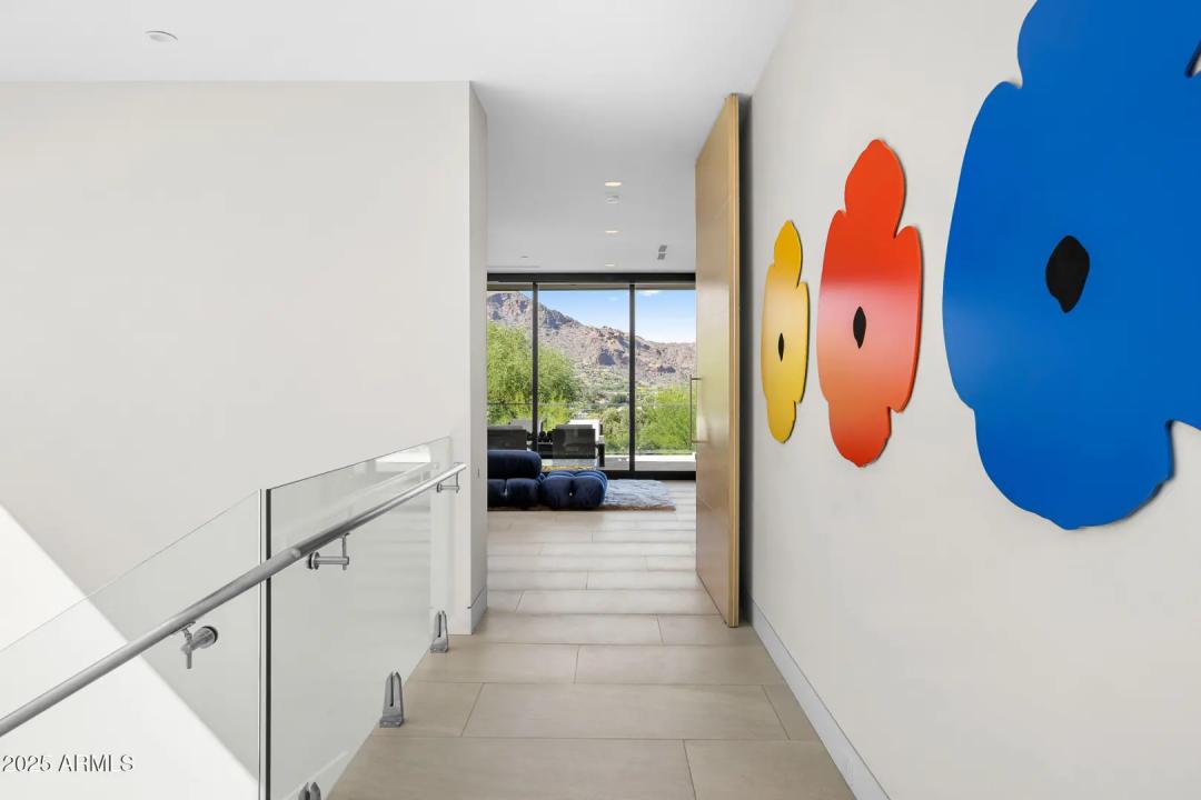 Real Estate Picture 19