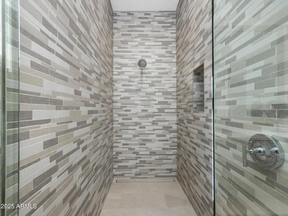 Real Estate Picture 48