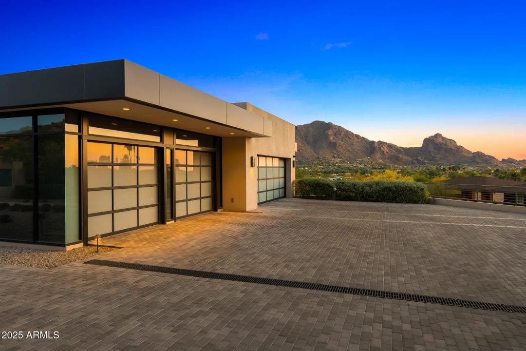 Real Estate Picture 76