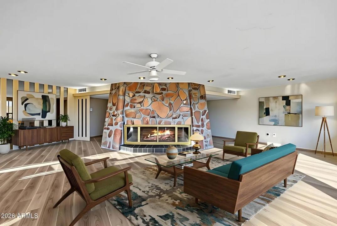 Real Estate Picture 2