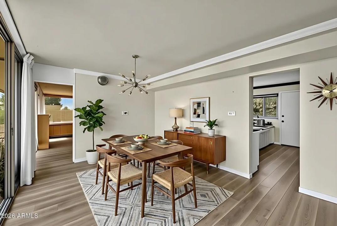 Real Estate Picture 6