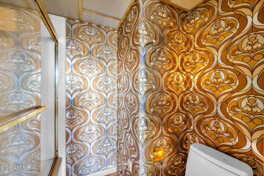 Real Estate Picture 16