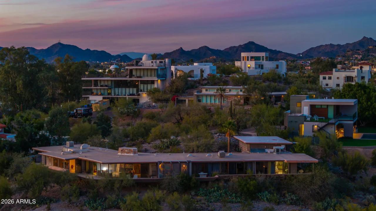 Real Estate Picture 23