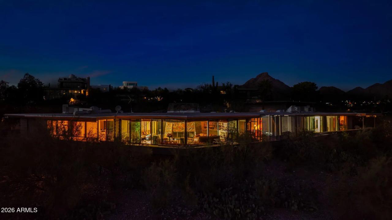 Real Estate Picture 24