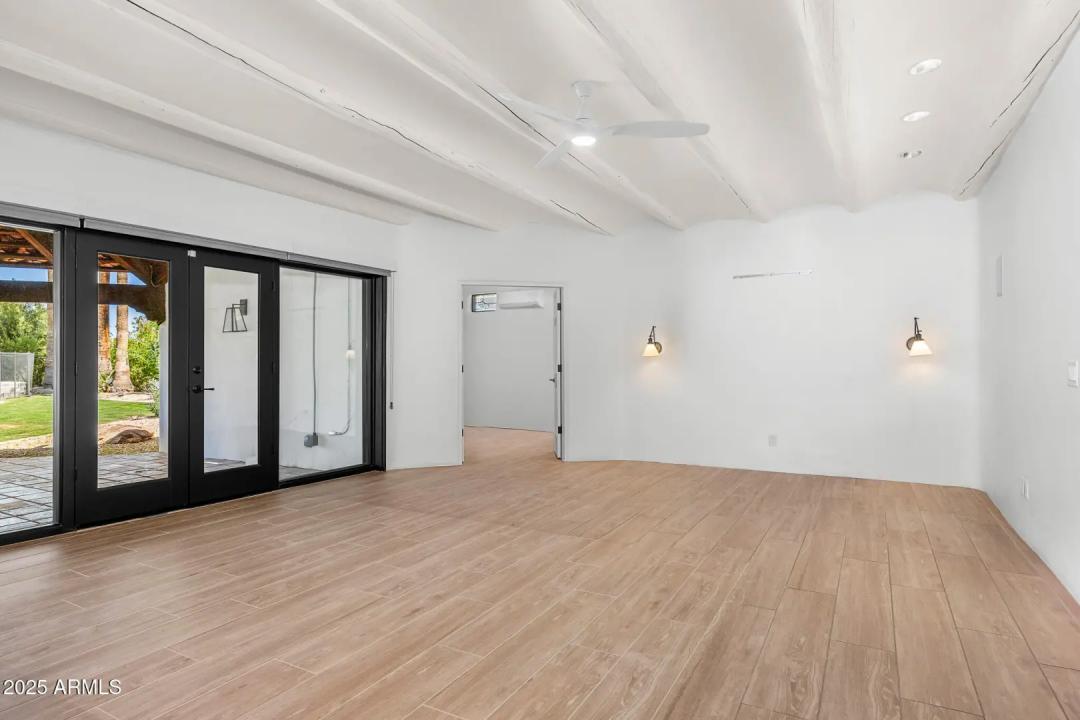 Real Estate Picture 15