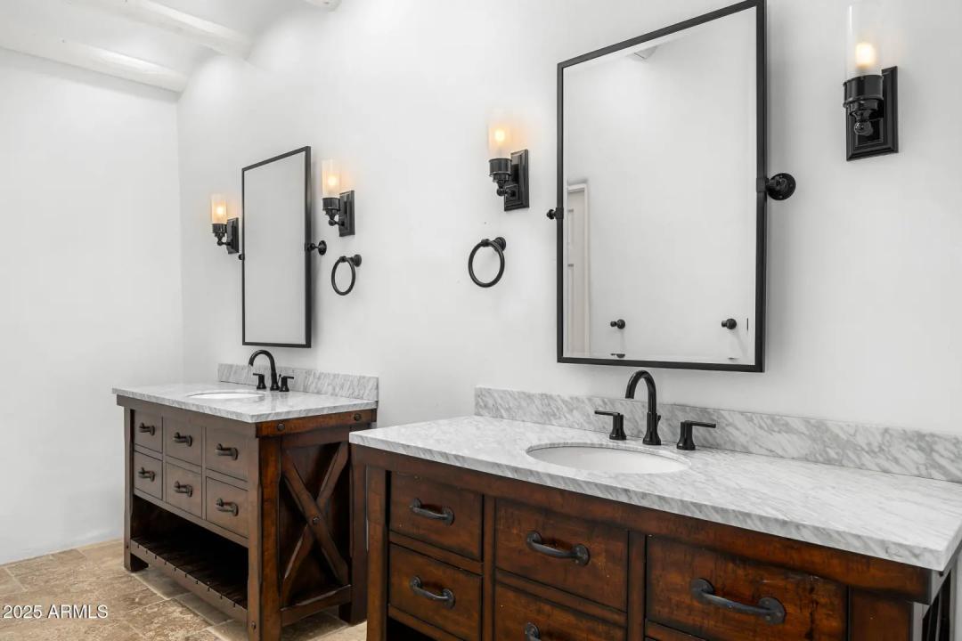 Real Estate Picture 20