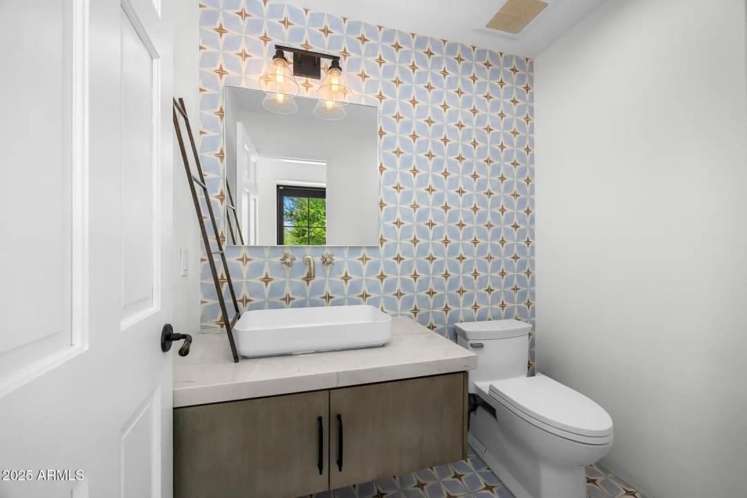 Real Estate Picture 28