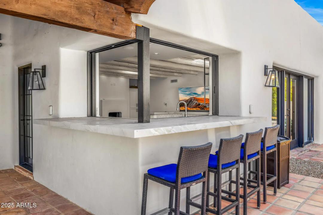 Real Estate Picture 32