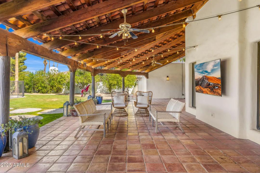Real Estate Picture 33