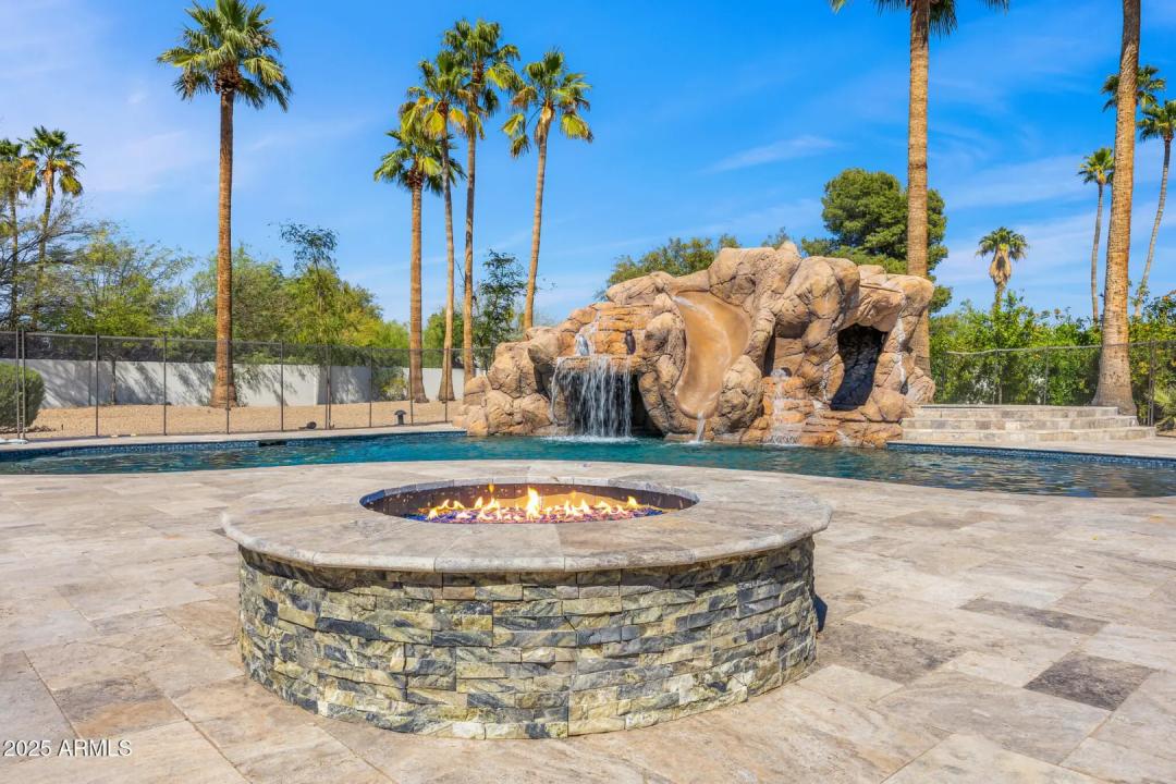 Real Estate Picture 34